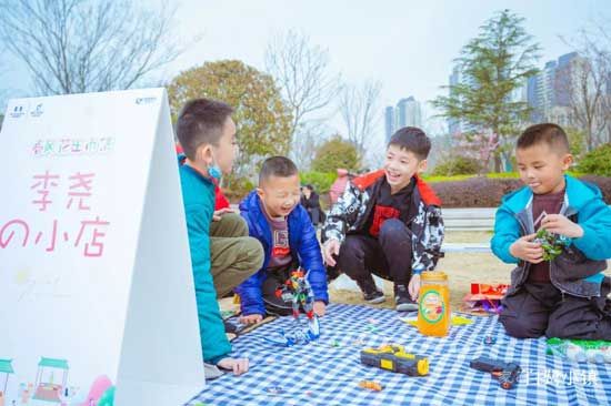 白鷺小鎮(zhèn) | 跳蚤市場落幕，萌娃變老板滿載而歸