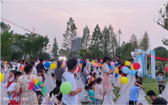 FUN享夏夜丨星光與音樂相伴，春暖花開首屆星空帳篷音樂節(jié)燃爆全城！